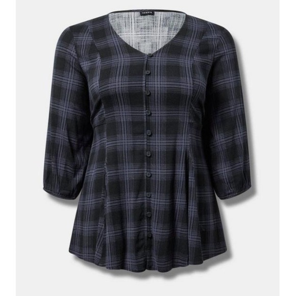 TORRID NWT Fit and Flare Rayon Slub Button Up Top - Picture 5 of 6